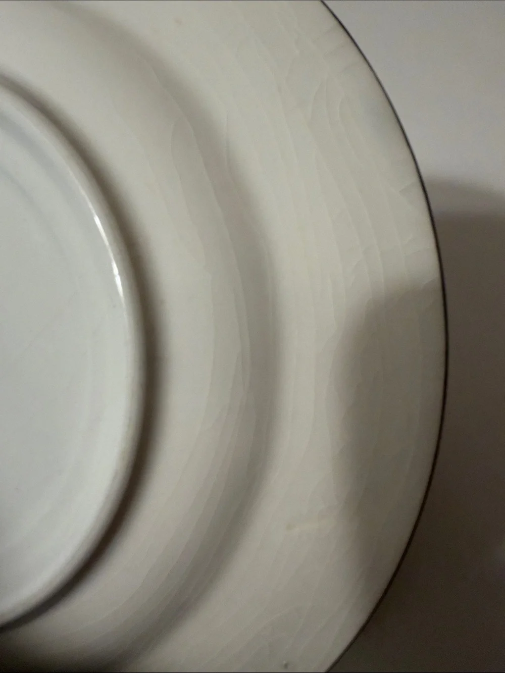 Vintage 80’s MADE IN ITALY spongeware Black & White salad dessert plate pair